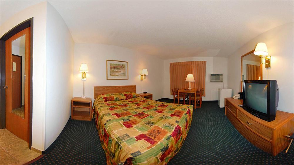 Super 8 By Wyndham Grand Island Hotel Luaran gambar
