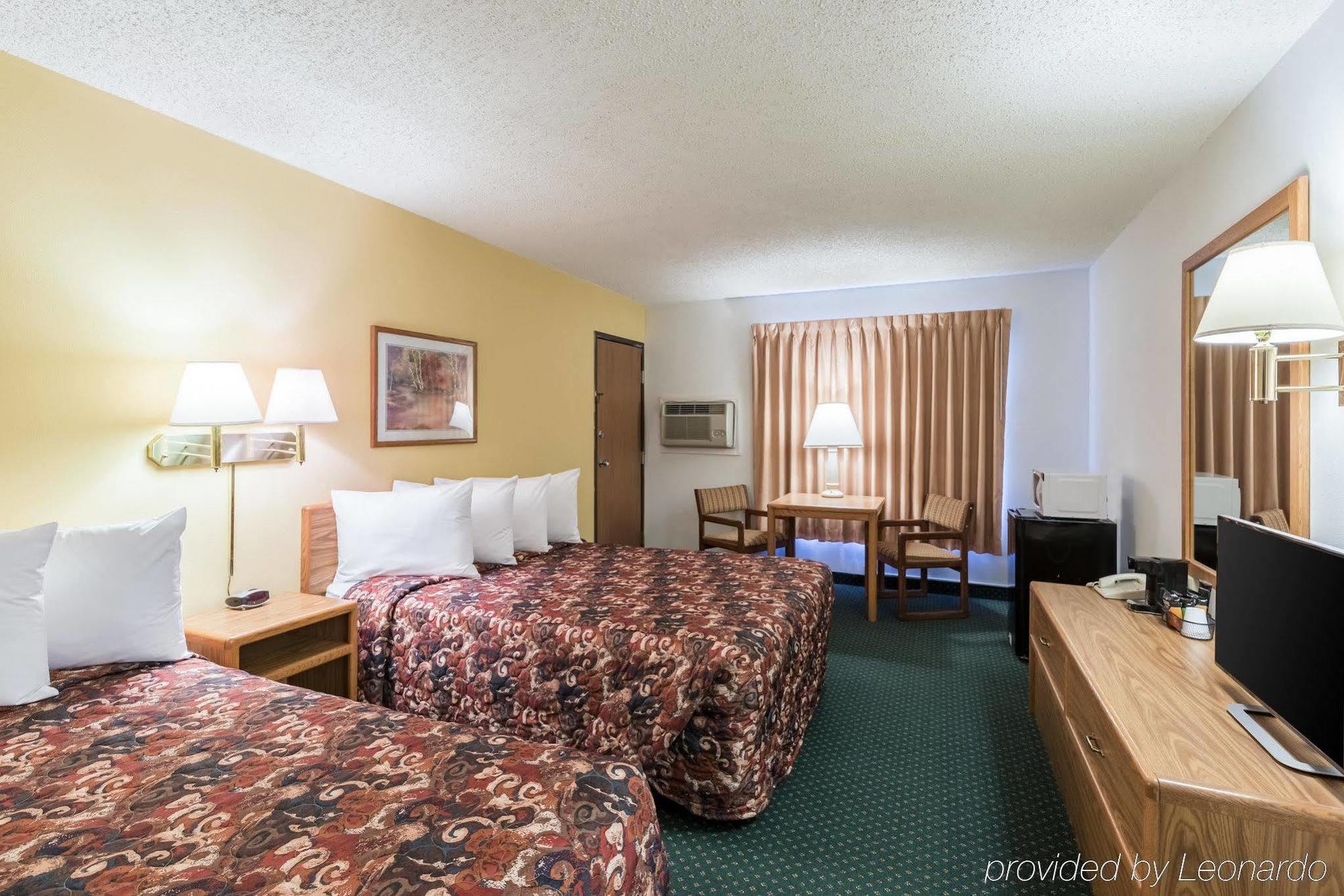 Super 8 By Wyndham Grand Island Hotel Luaran gambar